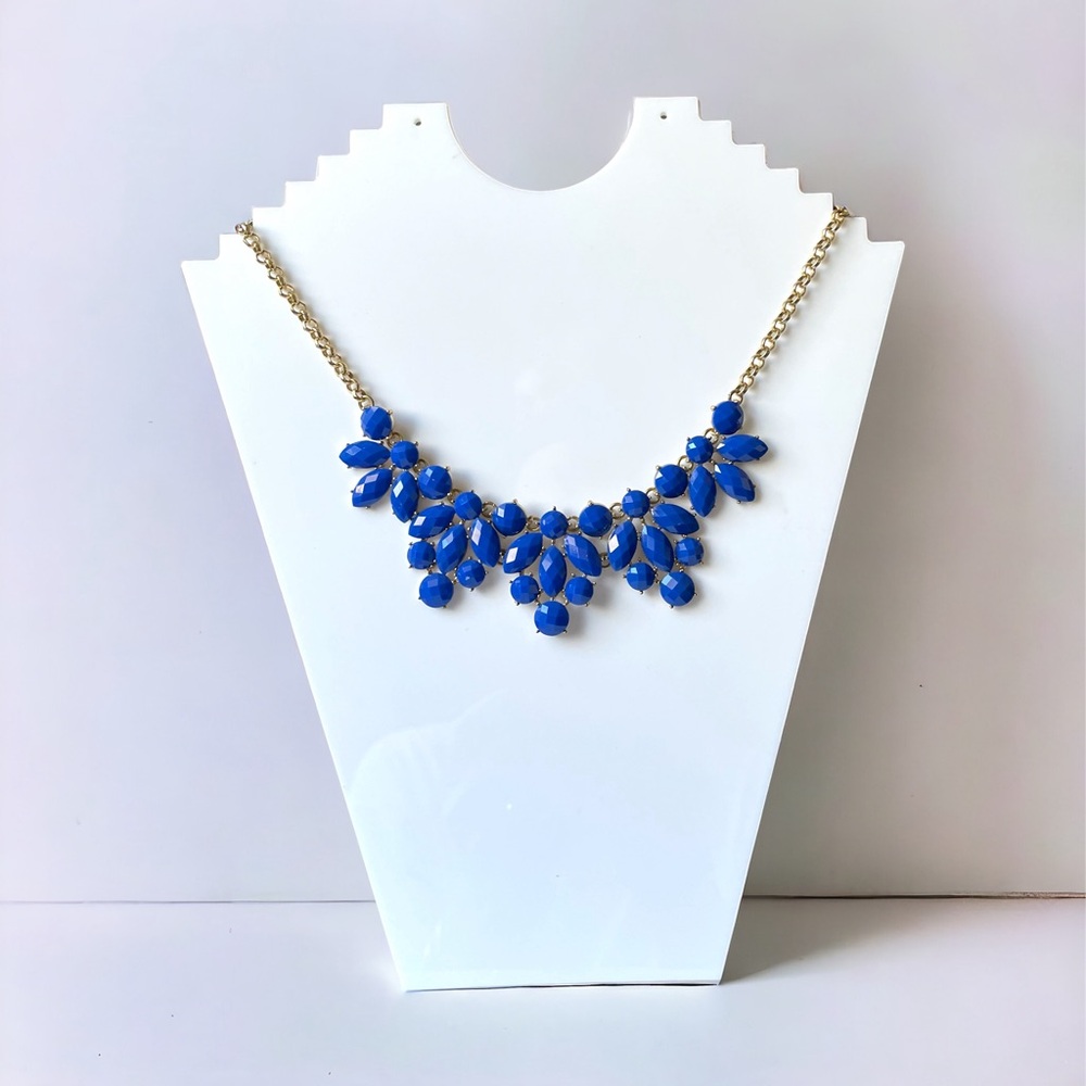 3/$17 blue faceted cabochon necklace